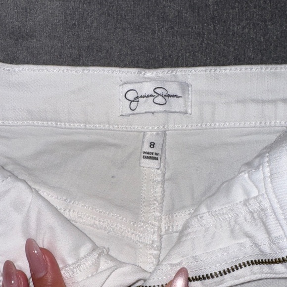 Jessica Simpson- White Jean Shorts size 8 - Picture 4 of 13